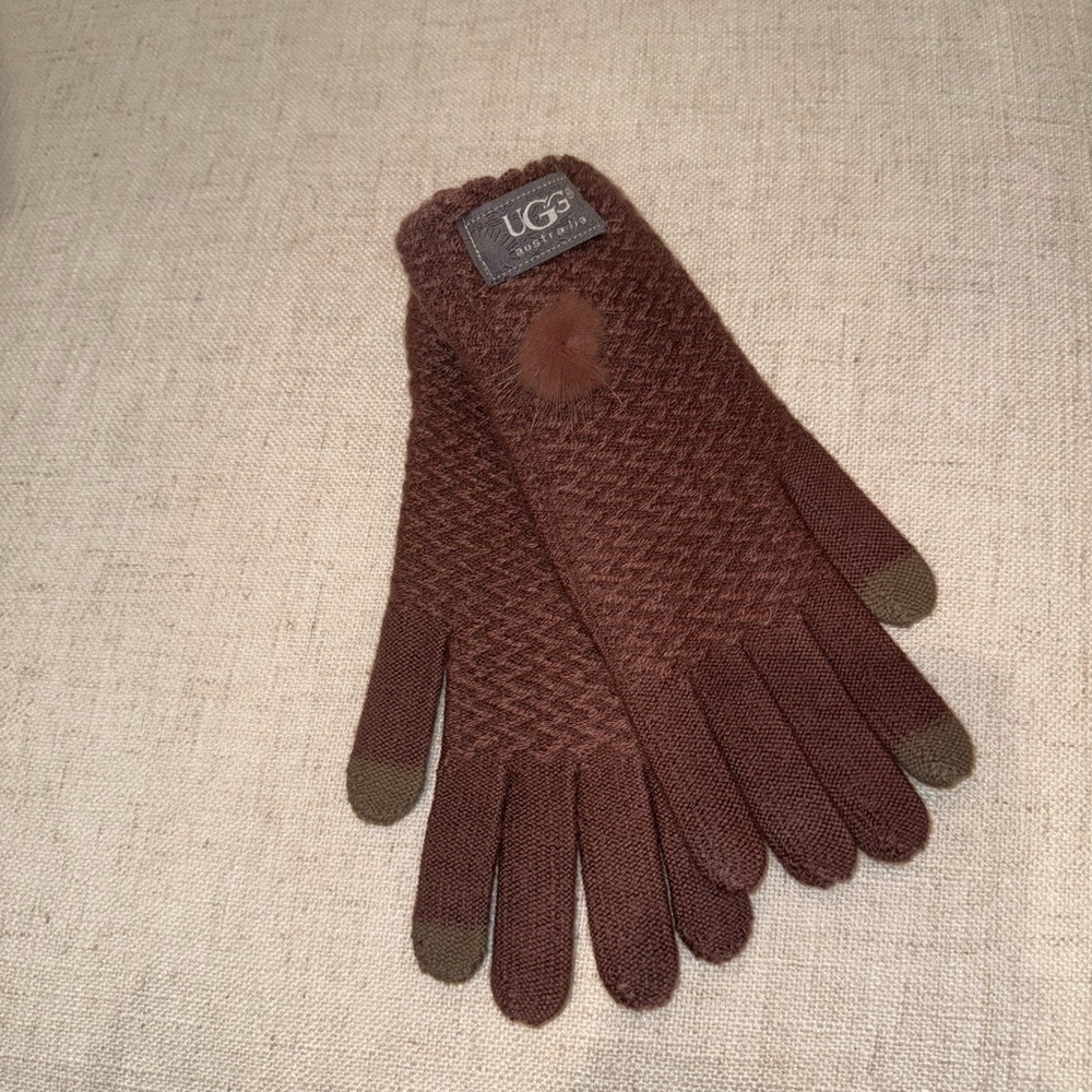 UGG purpe tone Knit womens Gloves